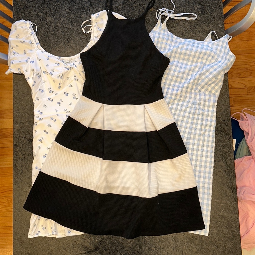 Set of three dresses by Madewell, Hollister, and Aqua size XS